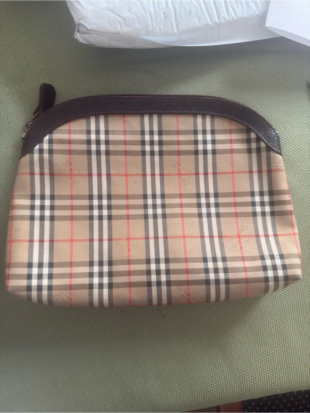 Burberrys Classic Check Interior with Logo Patch - Beige/Black/Red